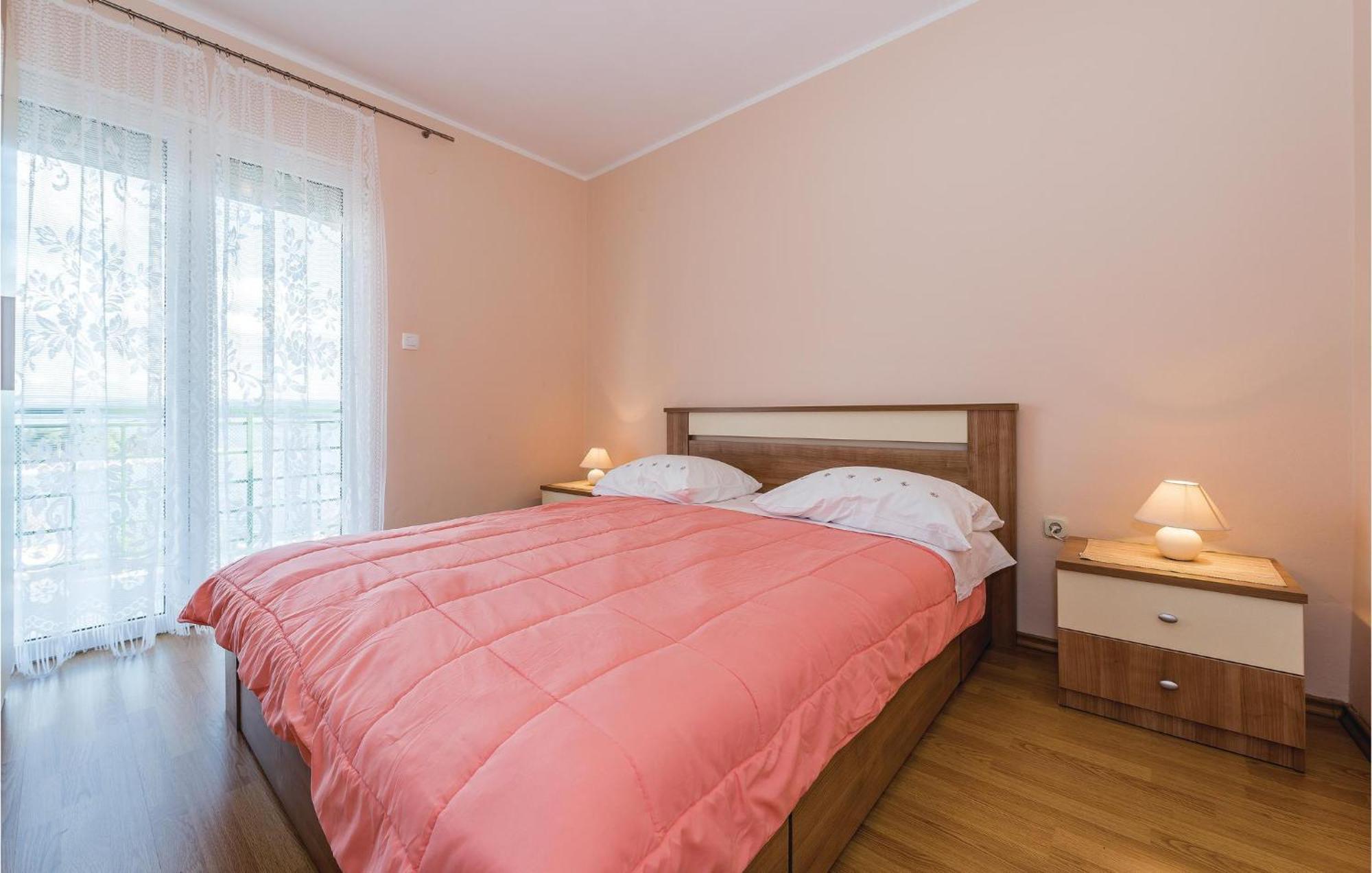 Beautiful Apartment In Raslina With Wifi Zewnętrze zdjęcie