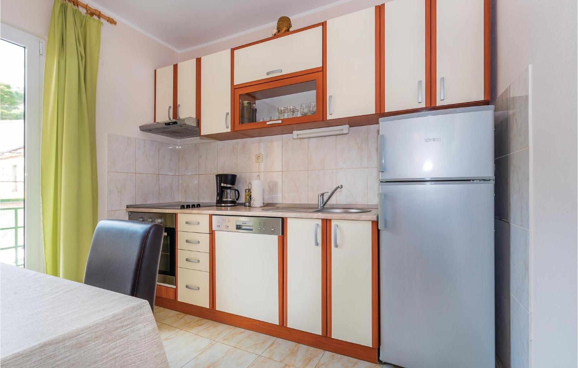 Beautiful Apartment In Raslina With Wifi Zewnętrze zdjęcie